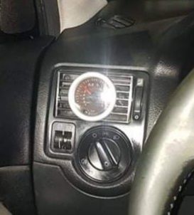 VW Golf 3 4 5 стойка за уред духалка boostmeter парно буустметър
