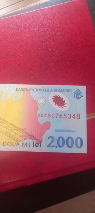 Vind bacnote cu eclipsa