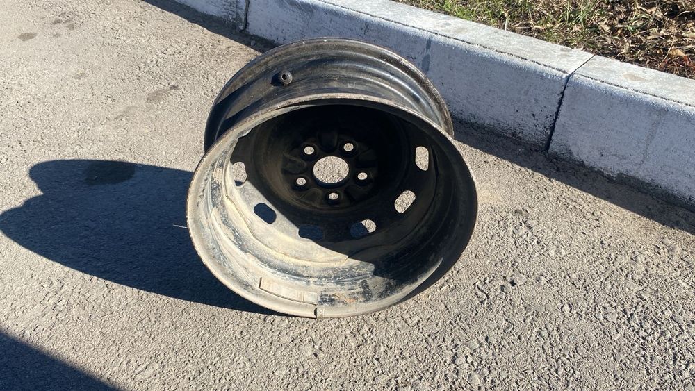 Продам диски на 14 размер!