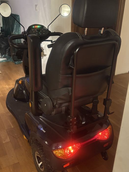 Scuter comet Invacare 10/10