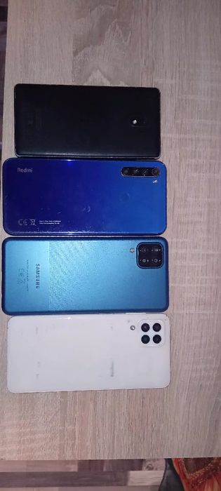 Telefoane pentru piese