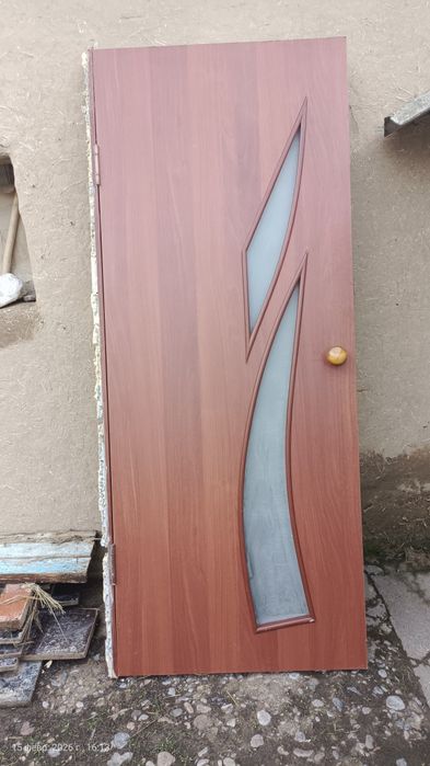 Есік сатылады 4еу