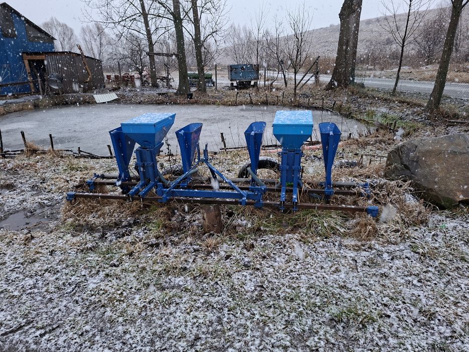 Semănătoare usturoi ceapa legume cu fertilizare