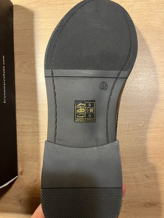 Pantofi noi Bruno Marc - 45