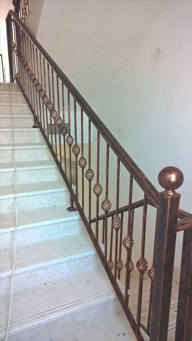 Balustrada din fier forjat.