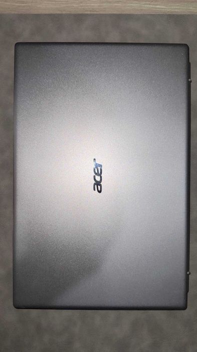 Продаётся ноутбук модель Acer Swift 3 в отличном состоянии
