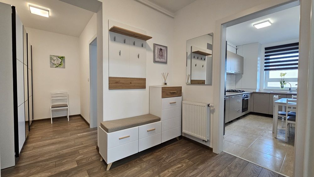 Apartament Nou+parcare+boxa  de inchiriat