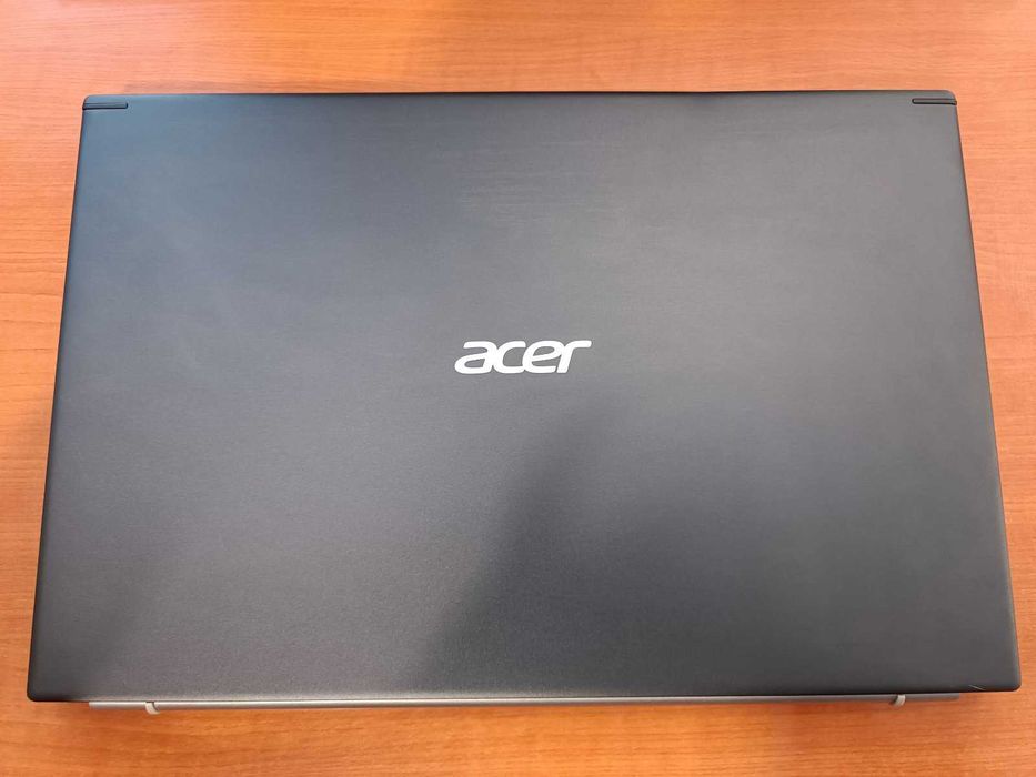 Acer Aspire 5 (A515-56) лаптоп