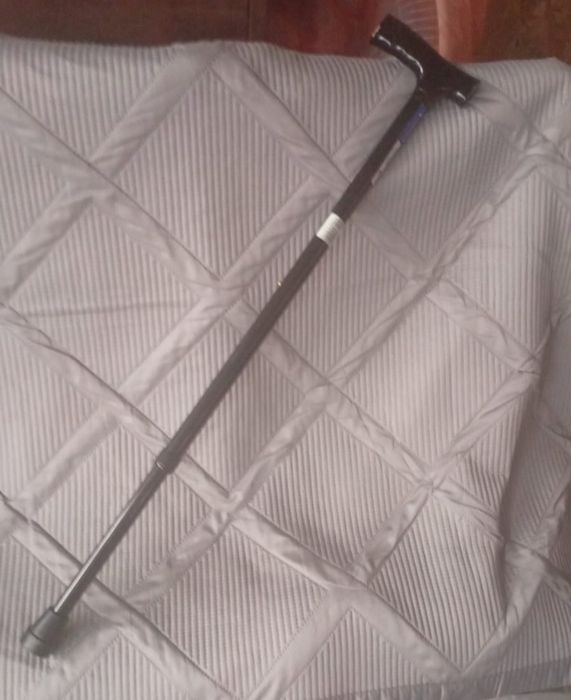 Продам костыль в отличном состоянии