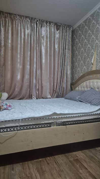 Продаётся гарнитур б/у с матрацем