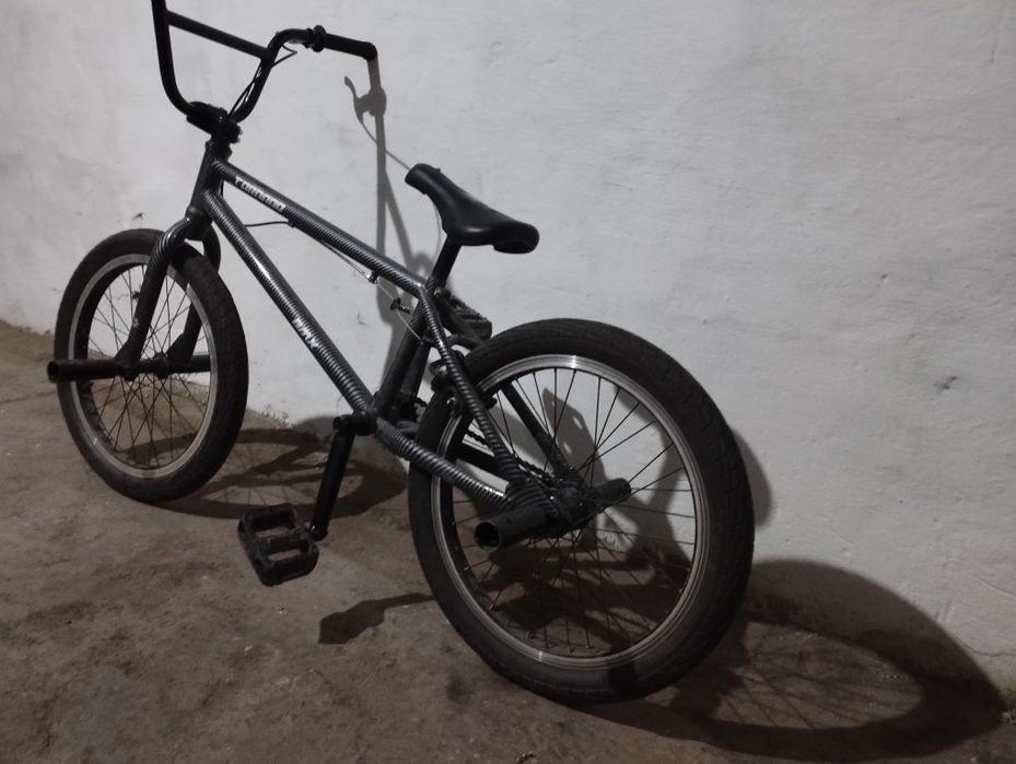 BMX Чёрного цвета