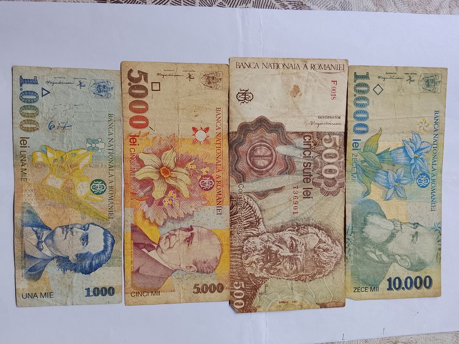 Diferite bancnote vechi