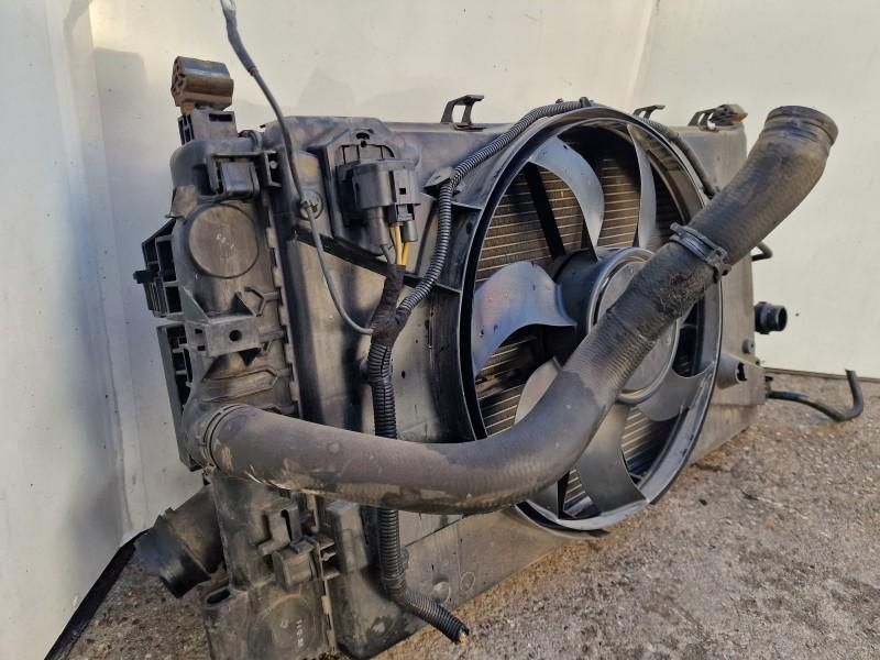 Bloc ansamblu complet radiator GMV intercooler Opel Astra J 1.7 CDTI 1