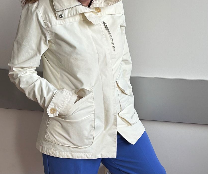 Хубаво дамско яке Peakperformance