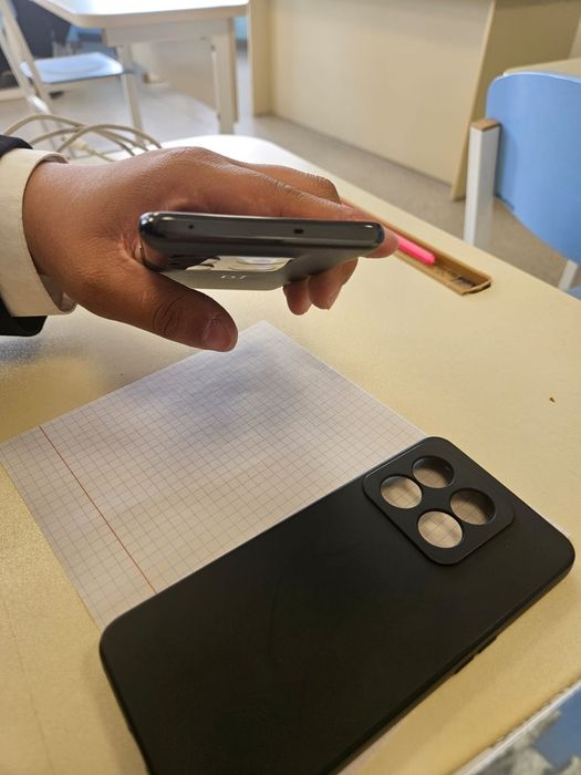 One plus 10T 5G  16+12/512