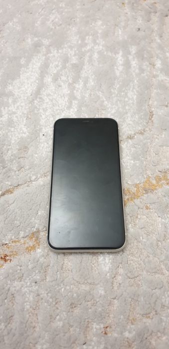 Iphone 11 СРОЧНО в хорошем состояние