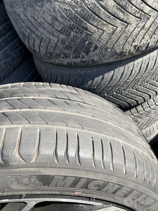 Mers diska sotiladi. Michelin balonlada