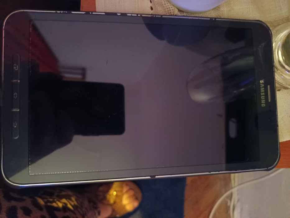 Vând tableta Samsung Galaxy
