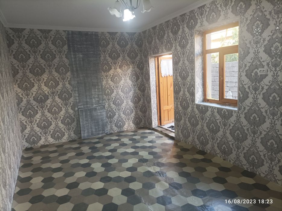 2 honali uy ijara uchun Bektemirda