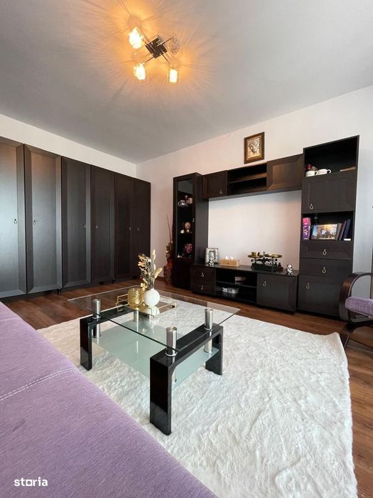 Garsonieră spațioasă de vânzare + loc de parcare | 86.500 €