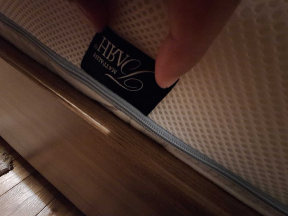 Двулицев ортопедичен матрак 160 на 200 см