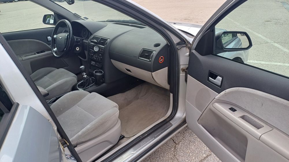 Ford Mondeo Chiya	2.0 16V TDCi  115 к.с.- дизел 12.2001г.