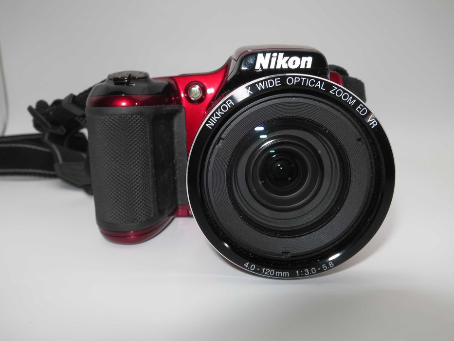 Nikon Coolpix L820 компактен цифров фотоапара с огромен 30х оптичен зум, full-hd видео, дигитална камера, работи отлично и в състояние КАТО НОВА