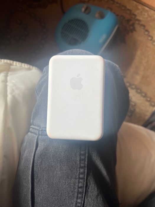Apple MagSafe Battery - преносима безжична батерия