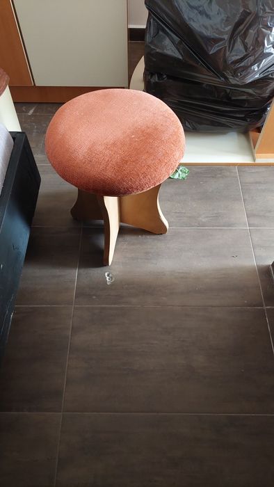 Табуретки с дамаска