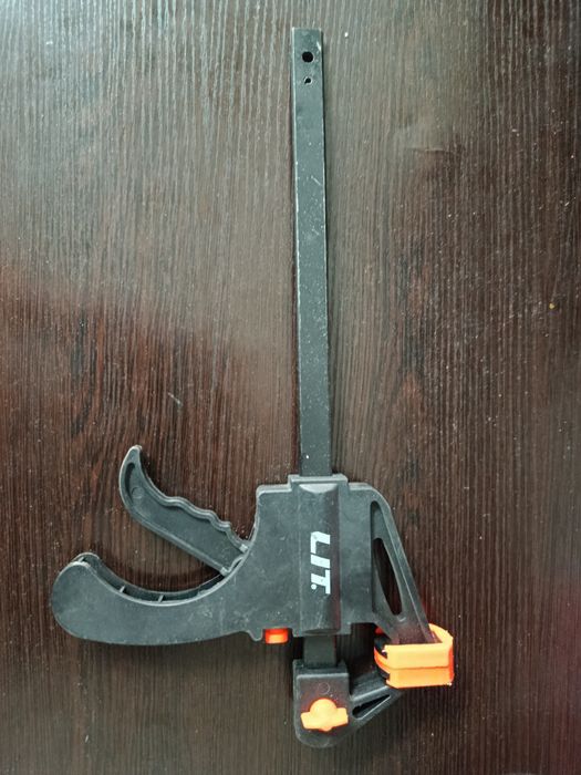 Подъёмник для мебели,струпцына,ножницы по металлу и пистолет обдувки