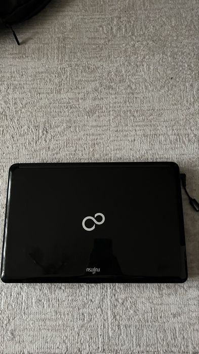 ноутбук Fujitsu
