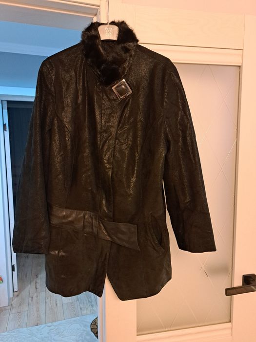 Продам натуральную куртку