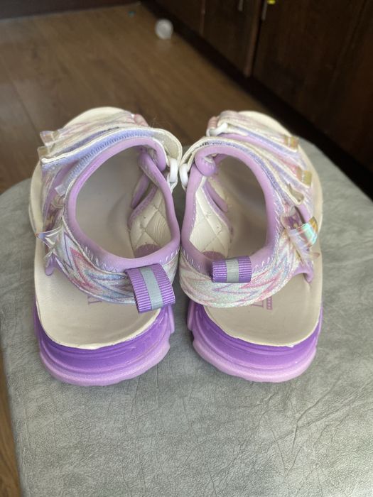 Сандали для девочки