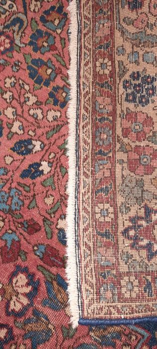 Vând covor persan antic