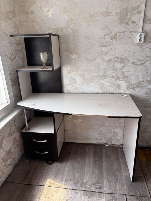 компютерный стол