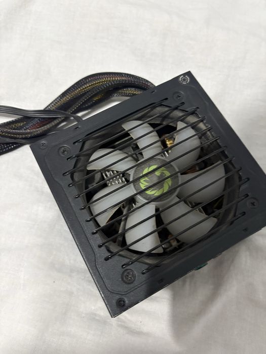 блок питания gamemax 700w