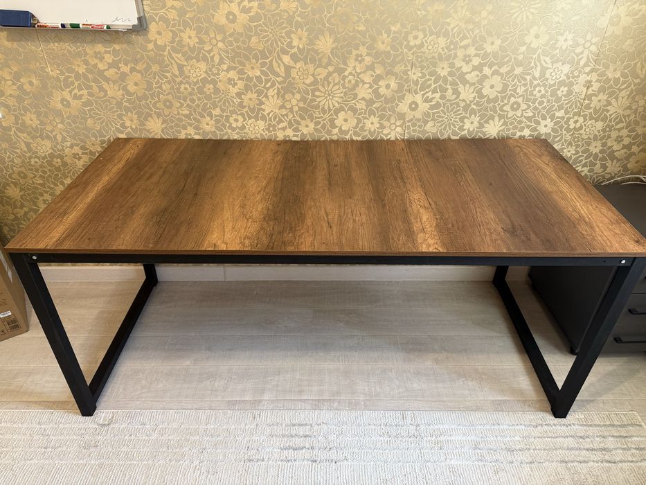 Стол компьютерный письменный большой