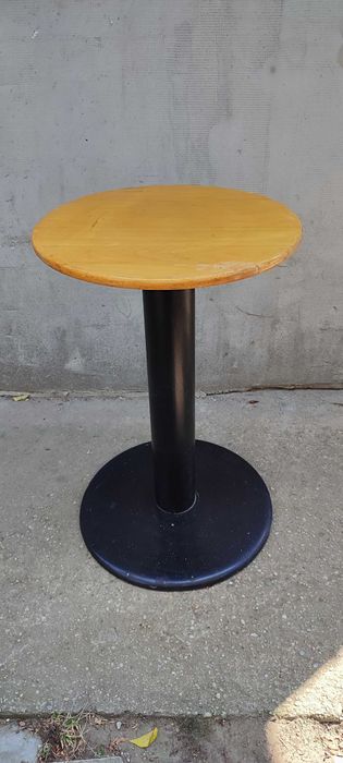 Masa de terasă din fier și lemn