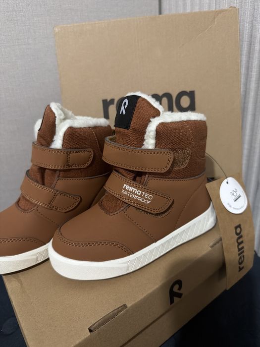Продам зимние ботинки Reima