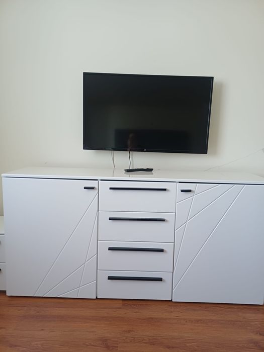 Vând Comodă TV + 2 noptiere