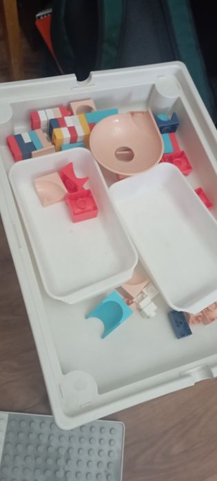 Продам детский столик со стульчиком