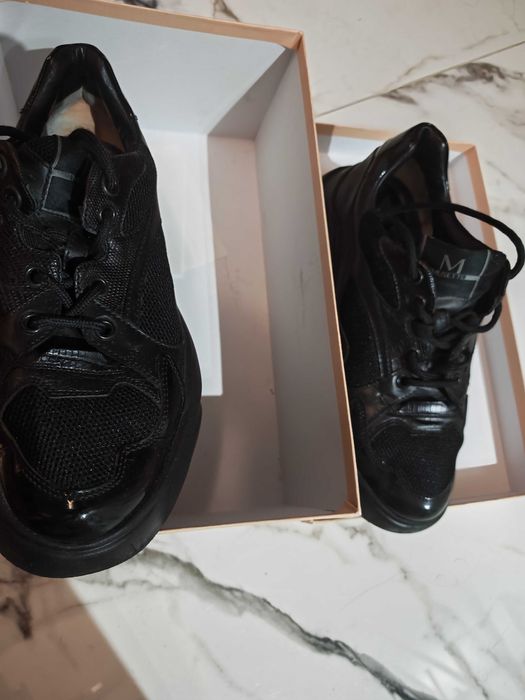 Christhelen B Musette marimea 37 doar livrare in BUCURESTI