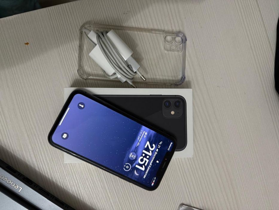 Продам Iphone 11