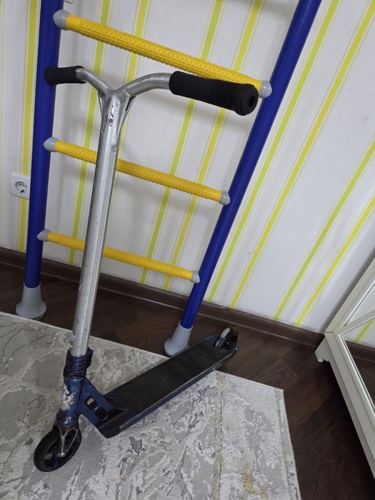 трюковой самокат