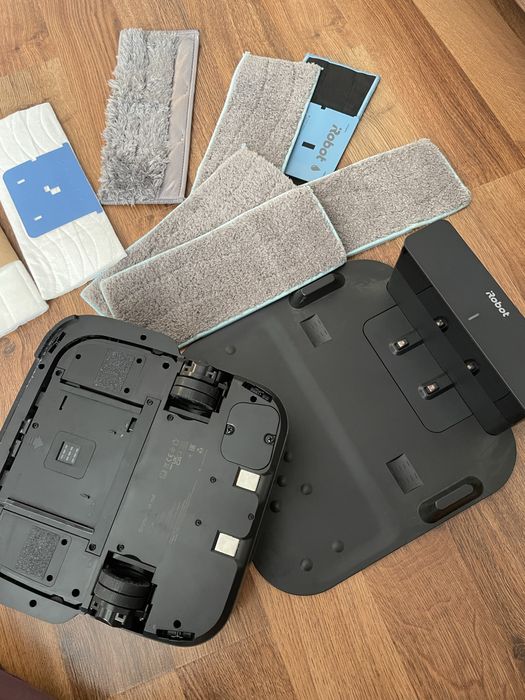 Прахосмукачка робот за мокро почистване IRobot BRAAVA M6