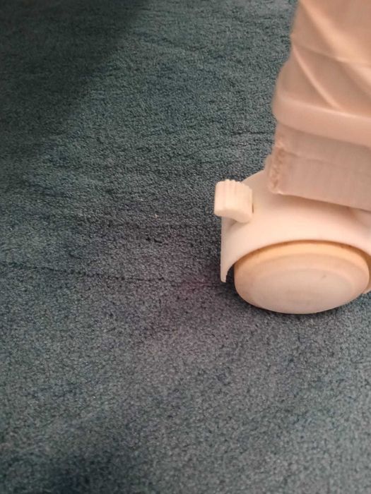 Детско креватче с 2 матрака, възглавници, 2 юрганчет и 2 надматрачни п