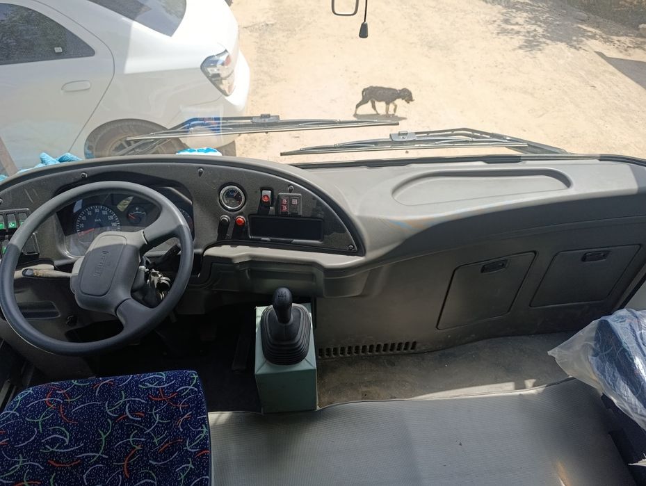 Isuzu NP 26 2018