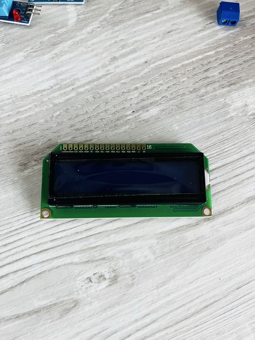 Kit senzori + mini pompa de apa – MQ-2, flacără, DHT11, LDR LM393, buzzer, 2× MOSFET, display 16x2