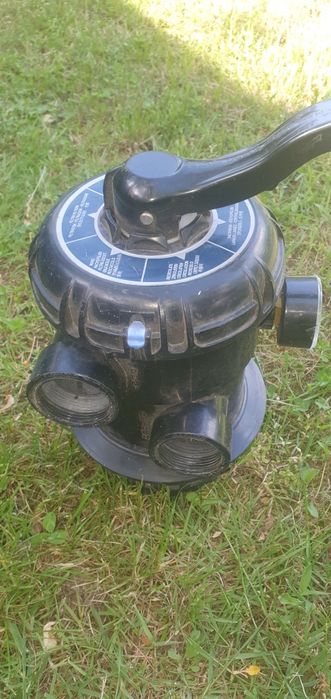 Robinet filtru piscina a cu 6 căi.