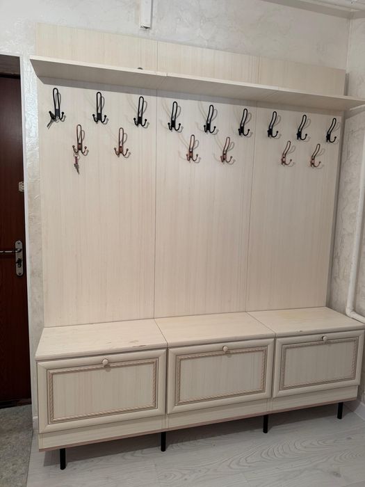 Прихожая/ мебель